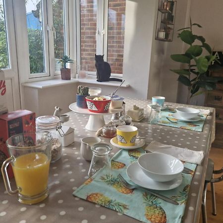 Walton Crescent Bed & Breakfast Winford Dış mekan fotoğraf